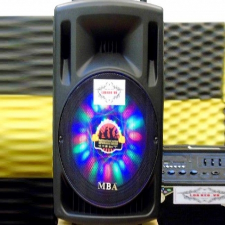 Aktivna-kareoke-tonkolona-MBA-F15A-s-disko-svetlini-i-2-bezzicni-mikrofona-2070