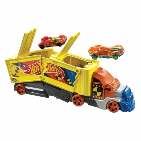 Kamion-HOT-WHEELS-s-avtomobil-1182015